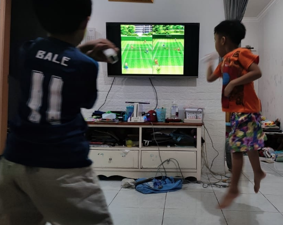 8 Aktivitas untuk Melatih Fisik Motorik Anak dalam Kehidupan Sehari-Hari